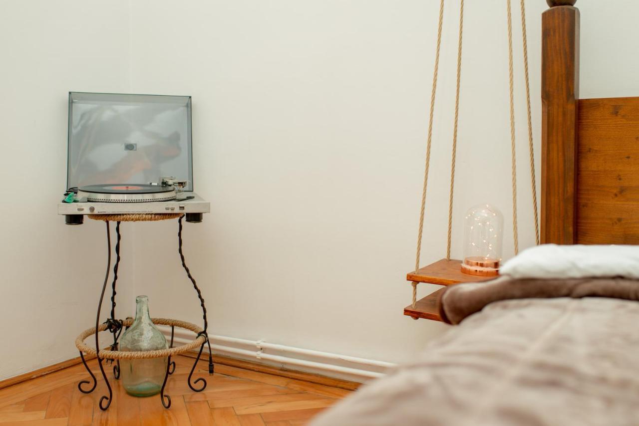 Sunshine Apartment Брашов Екстериор снимка